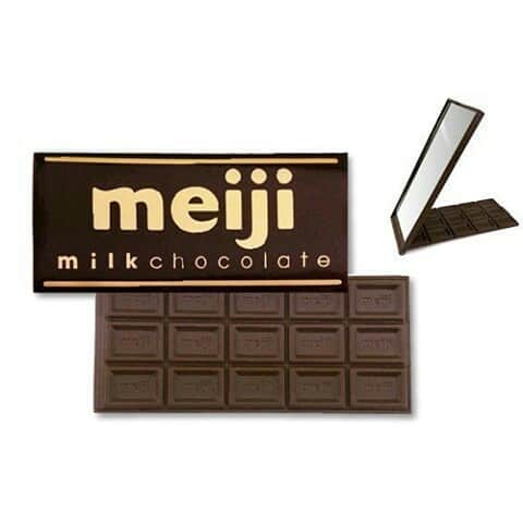 ヴィレッジヴァンガードオンラインストアさんのインスタグラム写真 - (ヴィレッジヴァンガードオンラインストアInstagram)「Milk chocolate mirror  Don't eat the chocolate(￣ε(#￣)☆╰╮o(￣▽￣///) #chocolate #mirror #milkchocolate #japanesefood #japanesechocolate #巧克力 #鏡子 #搞怪 #整蠱 #禮物」6月10日 23時01分 - village_vanguard