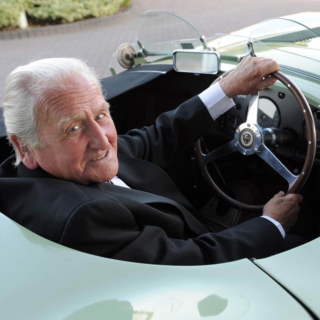 Jaguarさんのインスタグラム写真 - (JaguarInstagram)「Rest in peace Norman Dewis OBE. You gave the world the revolutionary #Ctype, #Dtype, #XK140, #MKII, #Etype and #XJ. Thank you.」6月10日 23時58分 - jaguar