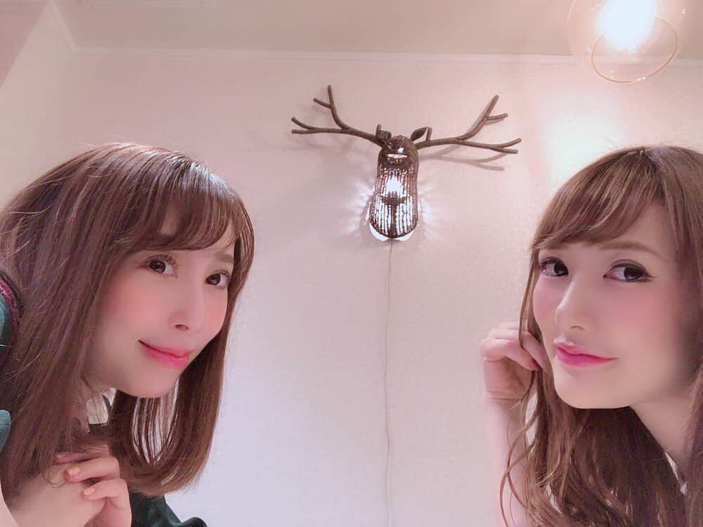 のインスタグラム：「YouTube「アヤミコチャレンジ」 続々更新してます🎬✨ https://www.youtube.com/channel/UC2OEkzc2z9swt6h3UcsmzjQ ただいま5本載ってます✨ チャンネル登録よろしくお願いします♥️」