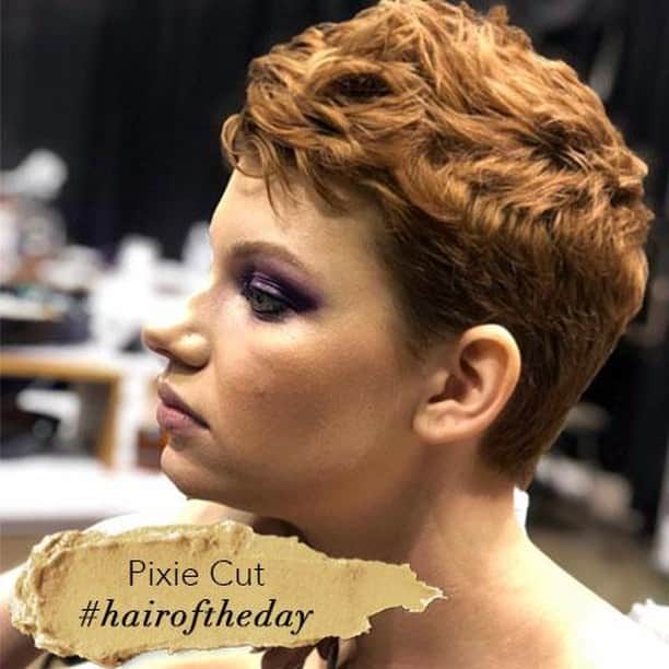 CosmoProf Beautyさんのインスタグラム写真 - (CosmoProf BeautyInstagram)「Nothing beats a perfect pixie ✂️ This week show us your perfect Pixie Cut for a chance to be featured as our #hairoftheday --- 👇 Rules Below!👇 1️⃣Tag your photo #PixieHOTD #cosmoprofbeauty #licensedtocreate 2️⃣Post a photo of your hair style against an uncluttered background 3️⃣Mention any products used to color or style the hair --- #repost Hair & Inspiration from Artistic Team member @keonthebarber #keonthebarber #licensedtocreate #pixiecut #pixiehaircut」6月11日 0時45分 - cosmoprofbeauty