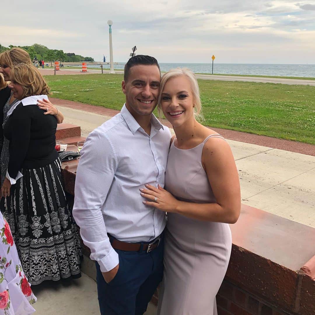 ジェイコブ・ダルトンのインスタグラム：「A great few days here in Chicago for @adammontague_ and @kelsey.mazur ‘s wedding. Got to see @kayyyno ‘s family and spend some time downtown. Good times. Good people.」