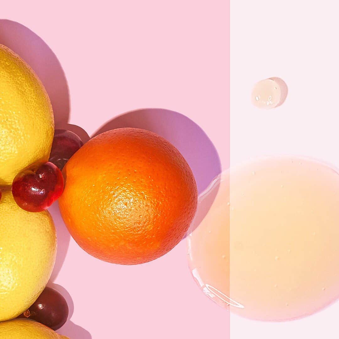 KORA Organicsさんのインスタグラム写真 - (KORA OrganicsInstagram)「Our NEW Certified Organic #NoniBright Vitamin C serum is here! In case you didn’t know, Vitamin C is hailed for it’s beauty benefits. Here’s why!⁣ ⁣ 🍊🍊🍊🍊🍊🍊🍊🍊🍊🍊🍊🍊🍊🍊⁣ ⁣ 🍊 Fades dark spots⁣ 🍊 Reduces unwanted pigmentation⁣ 🍊 Brightens complexion⁣ 🍊 Reduces wrinkles ⁣ 🍊 Promotes collagen⁣ 🍊 Smooths skin⁣ 🍊 Firms skin ⁣ 🍊 Reduces inflammation⁣ 🍊 Provides photoprotection ⁣ ⁣ Visit our link in bio to shop! #GlowBright」6月11日 3時19分 - koraorganics