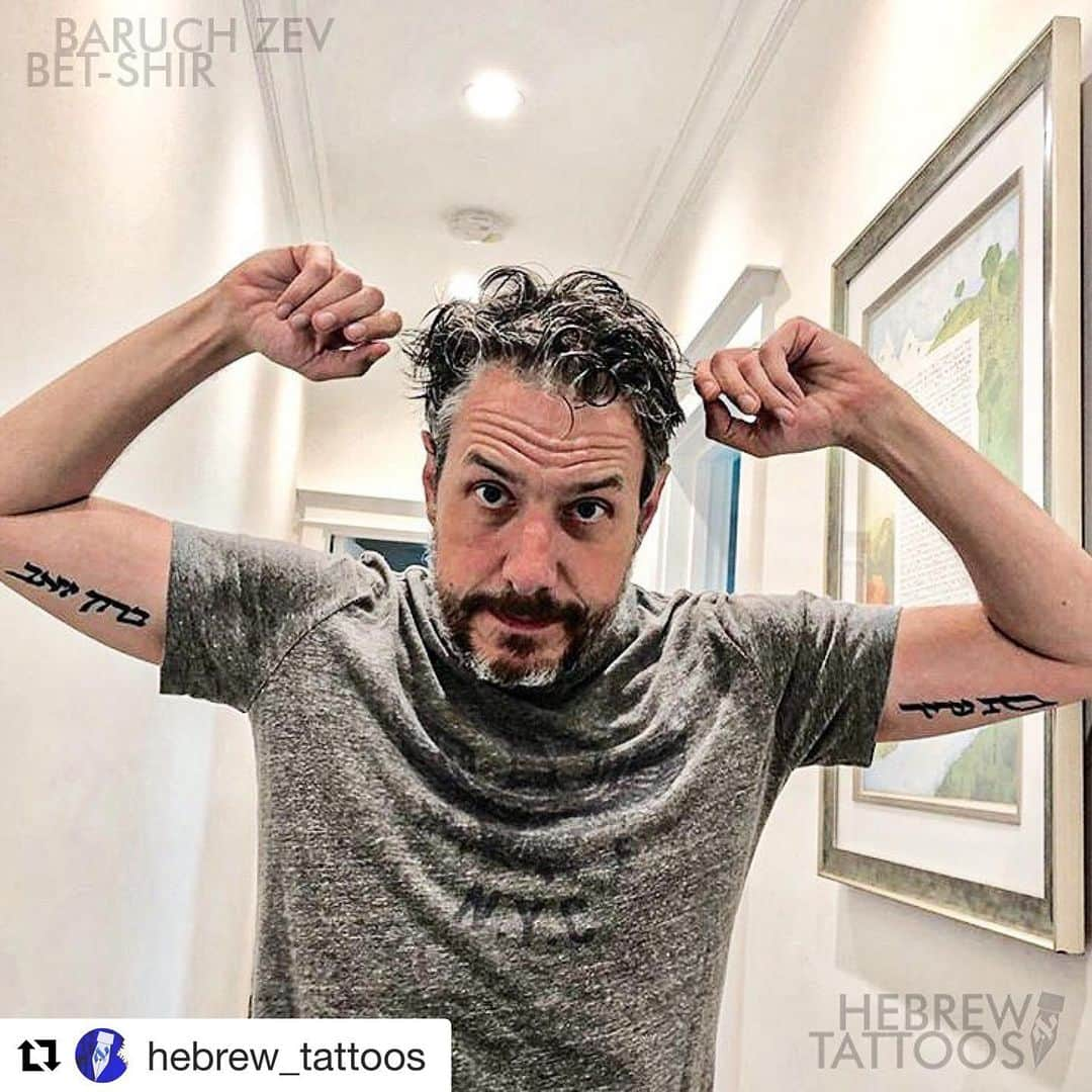 ジョン・ロス・ボウイさんのインスタグラム写真 - (ジョン・ロス・ボウイInstagram)「Photo by my son Whose Hebrew name is Baruch Zev (blessed wolf) My daughters is Bat Shir (Daughter of song) Repost @hebrew_tattoos with @get_repost ・・・ Straight from the set of CBS's BIG BANG THEORY @bigbangtheory_cbs this is  @johnrossbowie AKA Barry Kripke, sporting his Kids' names, drawn by Gabriel and tattooed by @levioner at @thunderbirdtattoola⠀⠀ ⠀⠀ ⠀⠀ Thanks for the trust, John, and thanks for the extraordinary tattooing job, Levi! ⠀⠀ ⠀⠀ #bigbangtheory #thebigbangtheory #howardwolowitz #tbbt #sheldoncooper #leonardhofstadter #johnnygalecki #simonhelberg #melissarauch #jimparsons #amyfarrahfowler #rajkoothrappali #bigbang #mayimbialik #funny #kaleycuoco #shamy #kunalnayyar #pennyhofstadter #tv #lenny #bazinga #howardette #follow #jiyongieleader #jiyongie #kwonjiyong #jiyong⠀⠀ #hebrew #hebrewtattoo」6月11日 3時19分 - johnrossbowie