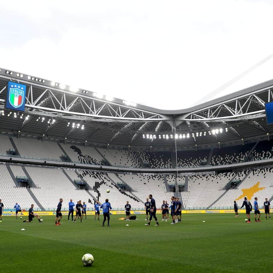 ユヴェントスFCさんのインスタグラム写真 - (ユヴェントスFCInstagram)「🏟 Back at home representing their home countries 🇮🇹🇧🇦」6月11日 4時41分 - juventus