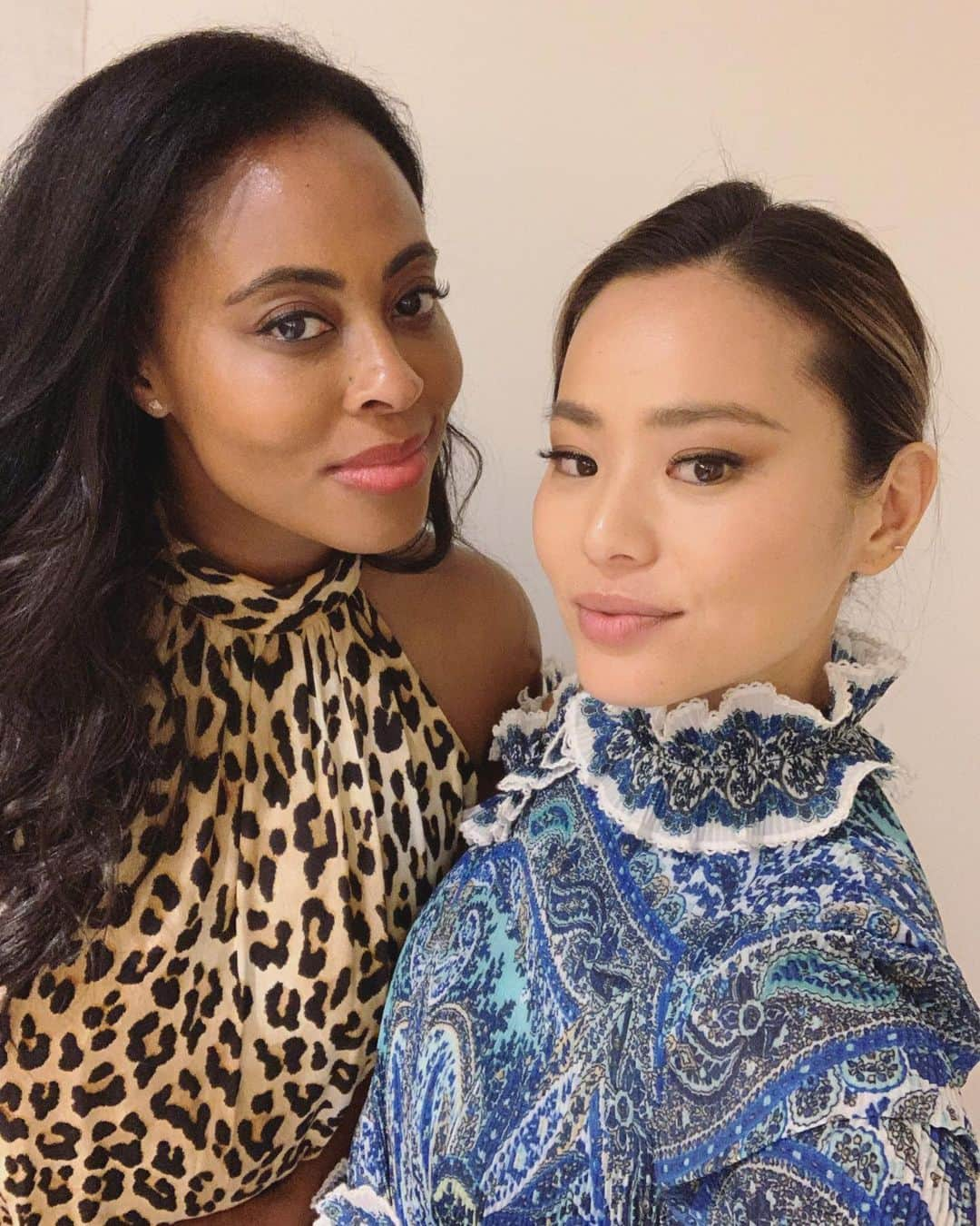 ジェイミー・チャンさんのインスタグラム写真 - (ジェイミー・チャンInstagram)「HAPPY BIRTHDAY @nichelle. I’m so blessed to call you a friend. You’ve brought so much joy into my life since I met you over 10 years ago w @erinbear. You’ve guided me in the LA dating scene before I met B. You’ve given me the pep talk at the very moment I needed it most. You’ve inspired so many and I can’t simply put into text how you make me feel. I ❤️ you. Happiest of birthdays Niche.」6月11日 4時53分 - jamiejchung