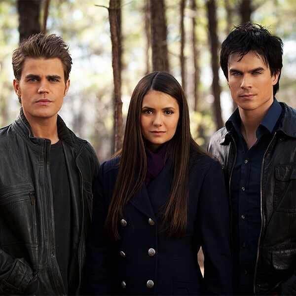 E! Onlineさんのインスタグラム写真 - (E! OnlineInstagram)「As the truth comes out about Nina Dobrev and Paul Wesley's off-screen relationship on #VampireDiaries, let's settle this once and for all: Team Stefan or Team Damon? (📷: The CW)」6月11日 5時03分 - enews