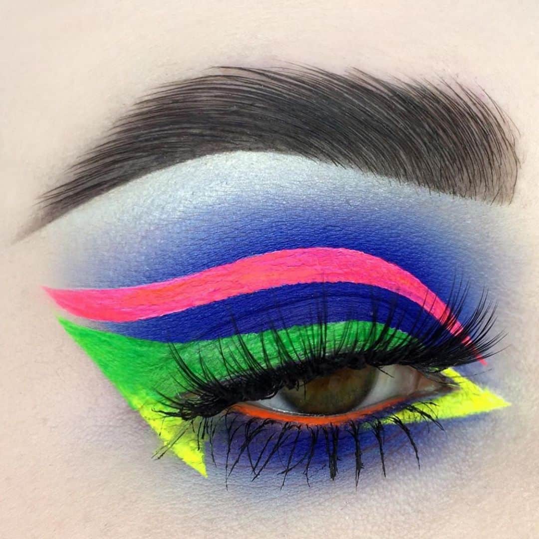 Anastasia Beverly Hillsさんのインスタグラム写真 - (Anastasia Beverly HillsInstagram)「These looks 😍  using the #ABHxAlyssaEdwards Palette & ABH Eye Primer  Whats your favorite color combo?  1  @beautybekky  2.  @dolls0ul  3. @blendbunny  4. @woodlyelan  5. @lauramuaria  6.  @renzate  7. @beautiception  8. @anobelll  9. @taylorpentelow_  10. @a_n_wicker」6月11日 4時55分 - anastasiabeverlyhills