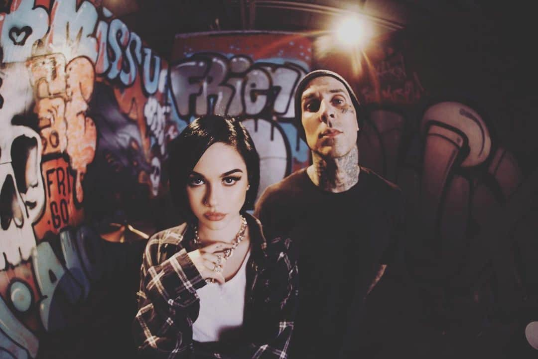 トラヴィス・バーカーさんのインスタグラム写真 - (トラヴィス・バーカーInstagram)「this month @maggielindemann」6月11日 5時27分 - travisbarker