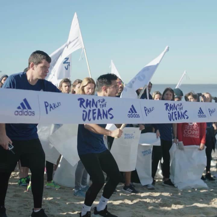 ワルテル・ガルガノのインスタグラム：「Unite al movimiento #RunForTheOcean y sumá Kms a través de Runtastic del 8 al 16 de junio. Por cada Km que corras, adidas donará 1 dolar a la Parley Ocean School」