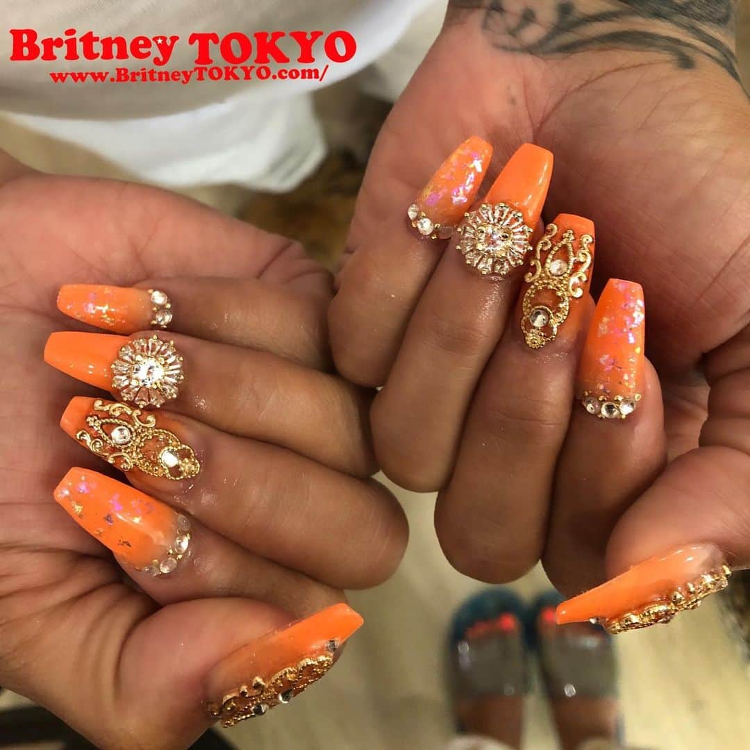 Britney TOKYOさんのインスタグラム写真 - (Britney TOKYOInstagram)「Summer Orangey🍊 @keyshiacole  #nailart #nails #keyshiacole #britneytokyo #fashion  @apresnailofficial #gelx」6月11日 5時39分 - britneytokyo