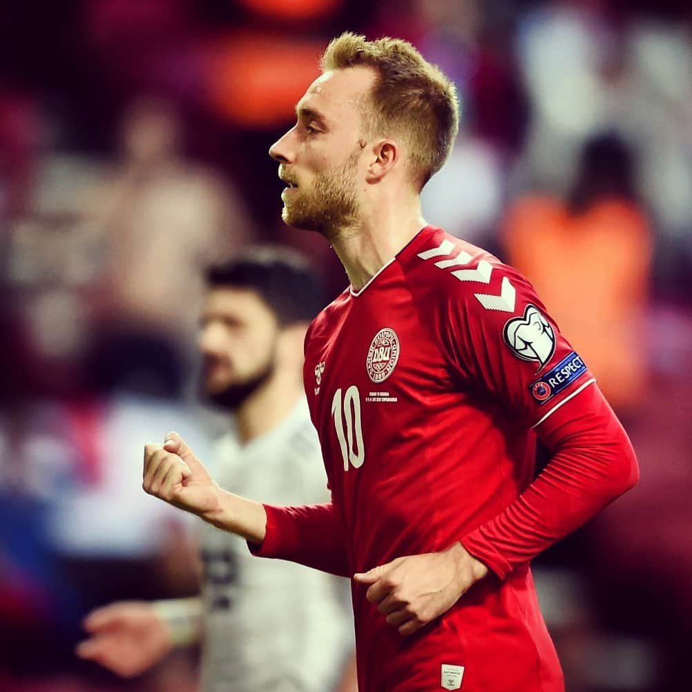 トッテナム・ホットスパーFCさんのインスタグラム写真 - (トッテナム・ホットスパーFCInstagram)「🇩🇰 @chriseriksen8 was on the scoresheet as Denmark beat Georgia 5-1 in tonight's @euro2020 qualifier. 👏」6月11日 5時41分 - spursofficial