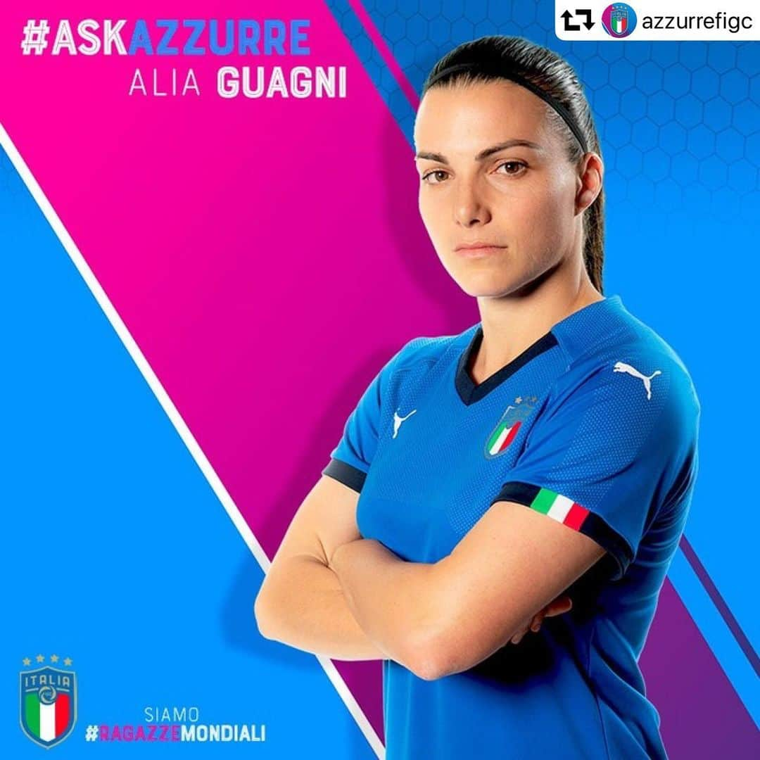 サッカーイタリア代表さんのインスタグラム写真 - (サッカーイタリア代表Instagram)「#repost @azzurrefigc ・・・ Vuoi fare una domanda ad @aliaguagni3? Usa l'hashtag #AskAzzurre! 🇮🇹 Hai tempo fino alle 12.00 di domani! Alia risponderà in una clip video 🎥 #Azzurre #RagazzeMondiali #FIFAWWC #WWC19」6月11日 15時38分 - azzurri