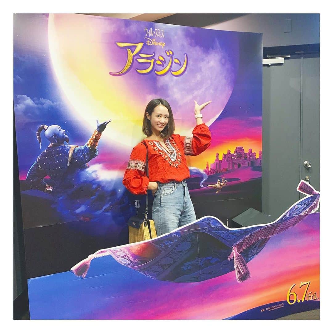 のインスタグラム：「* アラジンみてきた٩( ᐛ )و面白かった〜♪♪ ジーニー🧞‍♂️最高✨洋服意識した◡̈⃝︎⋆︎* つぎはトイストーリー4🐶❤️ ・ #筒井萌子 #女優 #actress #モデル #model #岡山  #shooting #instagood #instalike #converse #撮影 #followme #instalike #ゴルフ #ゴルフ女子 #ゴルフコーデ #골프 #좋아요반사 #좋아요그램 #좋아요환영 #데일리그램 #패션 #오오티디 #카페 #카페 #ジャパンゴルフフェア #ゴルジョバ #ゴルフドゥ  #アラジン」