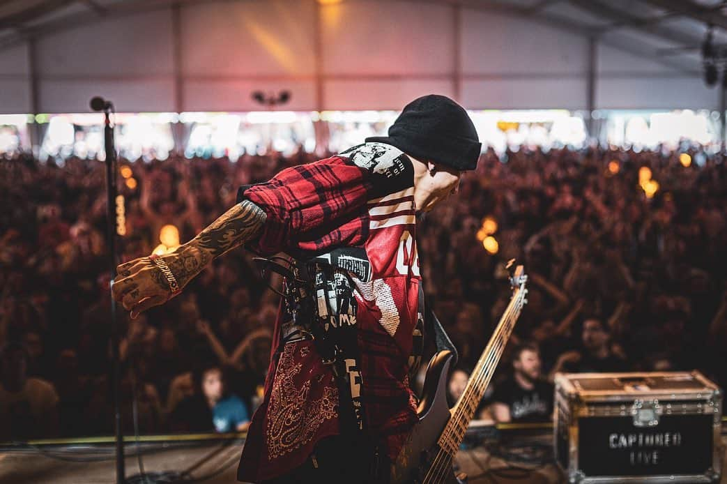 清水亮さんのインスタグラム写真 - (清水亮Instagram)「‪Thanks PINKPOP🙏‬ ‪I felt so much your energy😎👍‬ ‪I hope to be back here for headline tour. See you again.‬ ‪最初のフェス三連チャンが終了、とても濃い３日間だった。‬ ‪また絶対帰ってくるかんな。‬ ‪#coldrain 🇯🇵‬ ‪#pinkpop 🇳🇱‬ ‪Photos by @dajoeberlei」6月11日 16時49分 - coldrain_rxyxo_bass