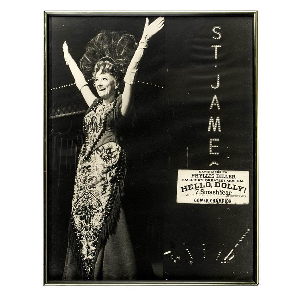 国立アメリカ歴史博物館さんのインスタグラム写真 - (国立アメリカ歴史博物館Instagram)「🎶Hello Dolly! 🎵 You’re looking swell, Dolly!🎶 Last night’s #TonyAwards put us in the mood for some Broadway history. Phyllis Diller wore this costume in a 1970 production of “Hello, Dolly!” The play made its Broadway premiere in 1964 with Carol Channing playing the leading role. That year the play won 10 Tony Awards, setting a record it would hold for 37 years.  #EntertainmentHistory #TheaterHistory #BroadwayHistory #MusicalTheater #SmithsonianMusic #CostumeHistory #AmericanHistory」6月11日 8時59分 - amhistorymuseum