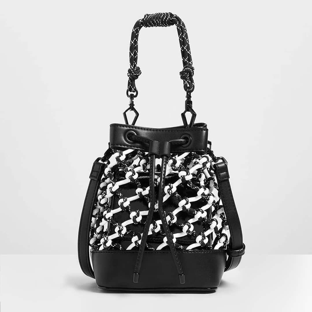 CHARLES & KEITH JAPAN CHARLES & KEITHのインスタグラム