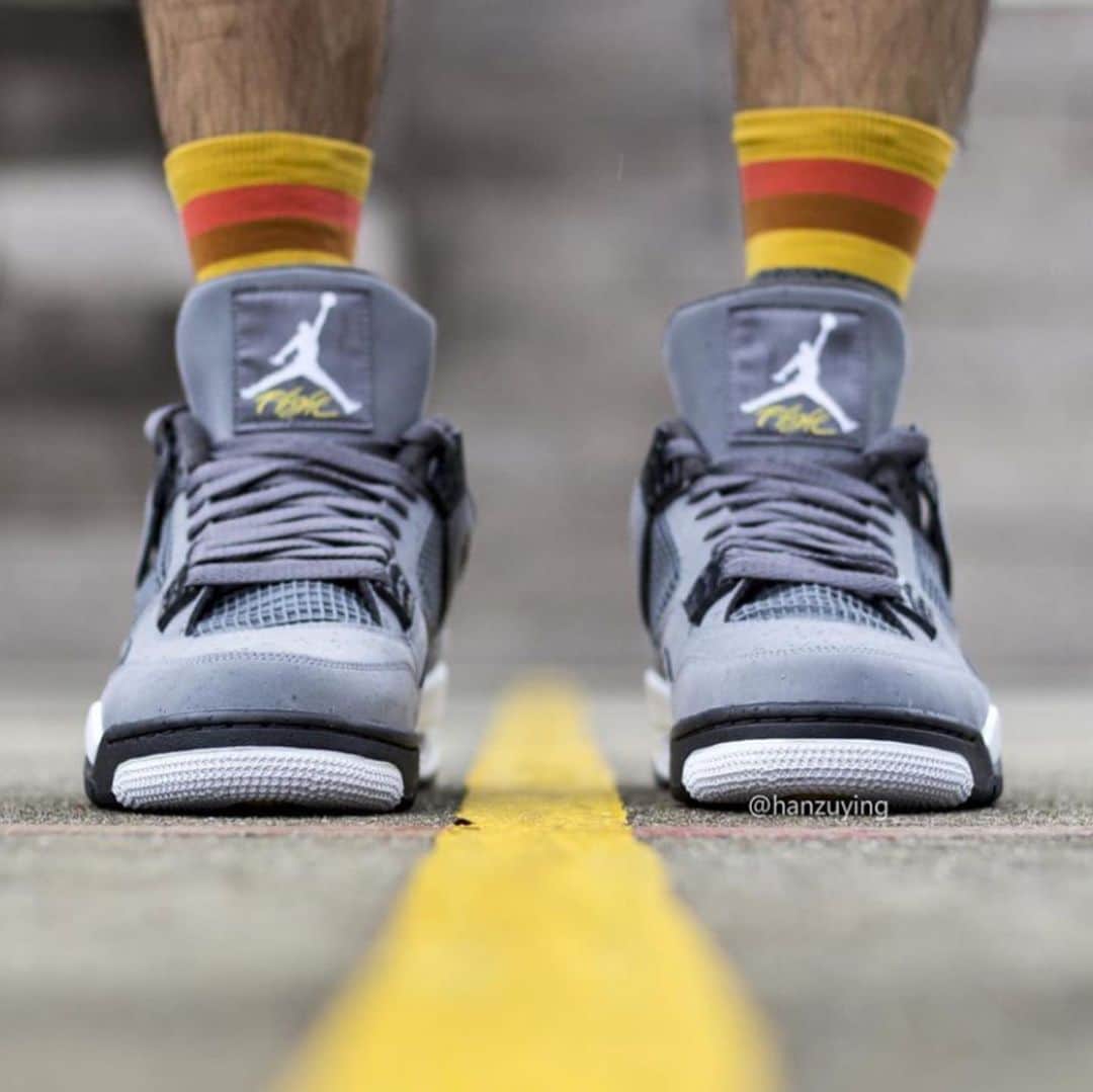 Nice Kicksさんのインスタグラム写真 - (Nice KicksInstagram)「On-foot look at the Air Jordan 4 “Cool Grey.” Who’s copping? 😤」6月11日 9時32分 - nicekicks