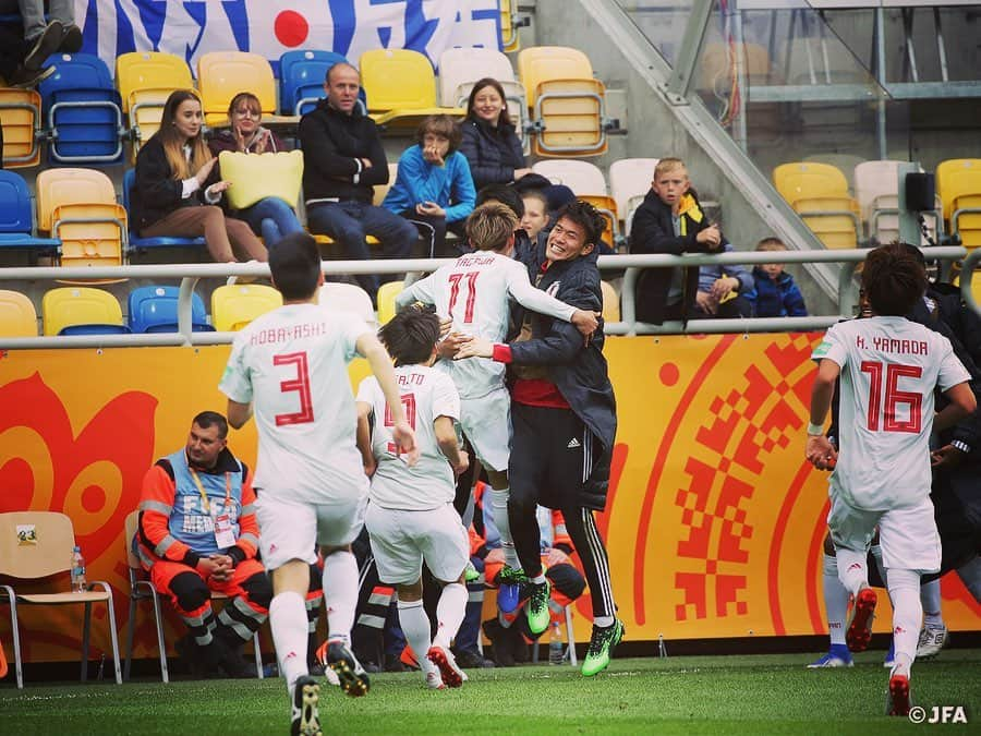 FC東京オフィシャルグッズさんのインスタグラム写真 - (FC東京オフィシャルグッズInstagram)「🇯🇵 🔵U-20日本代表🔴 #田川亨介 選手と #原大智 選手が、#U20日本代表 として、#U20ワールドカップポーランド2019 に出場✨🙌 . #U20日本代表 は、惜しくもラウンド16で敗退。 . 亨介、大智、この悔しさは東京で晴らそう❗️✊ @fctokyoofficial  #daihyo #FC東京 #fctokyo #tokyo」6月11日 10時18分 - fctokyoofficial