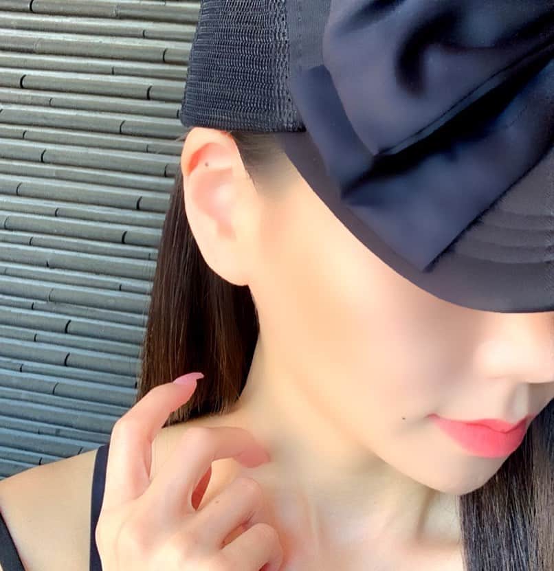 のインスタグラム：「お気に入りの上着をどこかでなくしてしまいました泣  なぜww🥺」