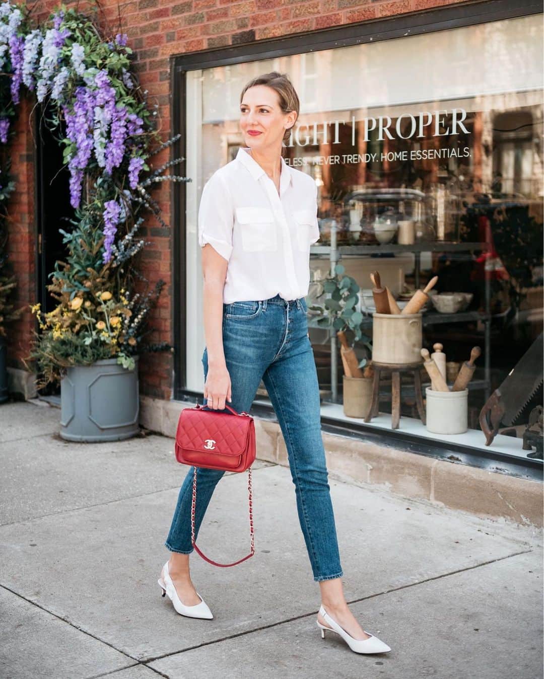 Anna Jane Wisniewskiのインスタグラム：「Nothing beats a classic, white, silk blouse and jeans. It’s my fail-safe for when wardrobe meltdowns occur. What’s yours? http://liketk.it/2CsUu #liketkit @liketoknow.it #whiteblouse #jeansstyle #kittenheels #ootd #classicstyle 📸 @ironandhoney」