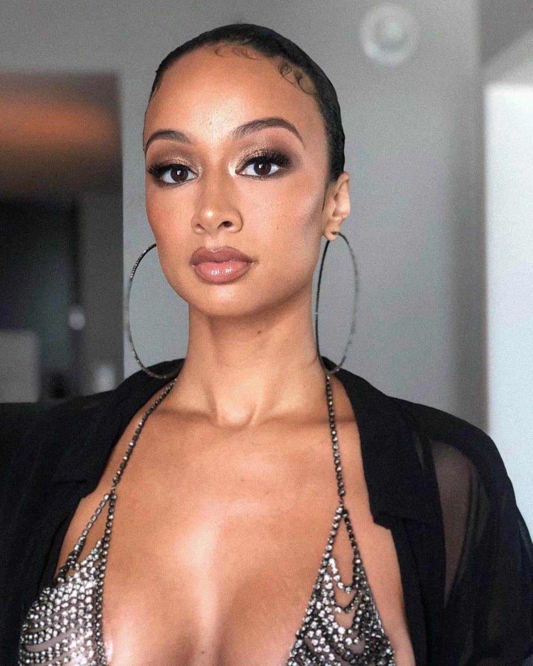Draya Micheleさんのインスタグラム写真 - (Draya MicheleInstagram)「Oh you was in the A a 👀 ... doing it big like a vintage body tap employee. 💄 by @makeupbygray」6月11日 11時47分 - drayamichele