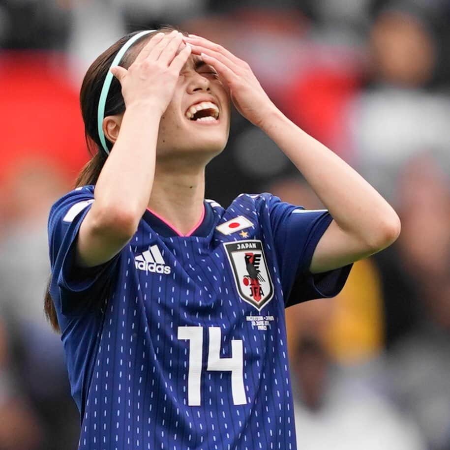 のインスタグラム：「. 痛い初戦ドロー （2019.06.10） . 📷Photo by Daniela Porcelli/Getty Images . #長谷川唯 #YuiHasegawa #日本代表 #なでしこジャパン #nadeshiko #FIFAWWC #FIFAWomensWorldCup #FIFA #女子ワールドカップ #ワールドカップ #football #サッカーキング #⚽️#サッカー」