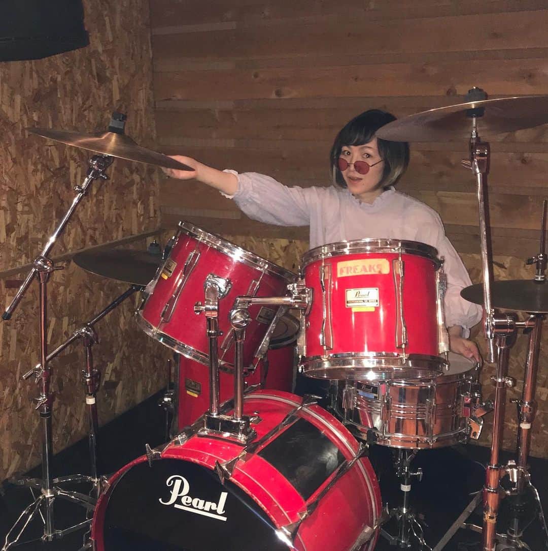 のインスタグラム：「本日のレコーディングは…w 🥁🥁」
