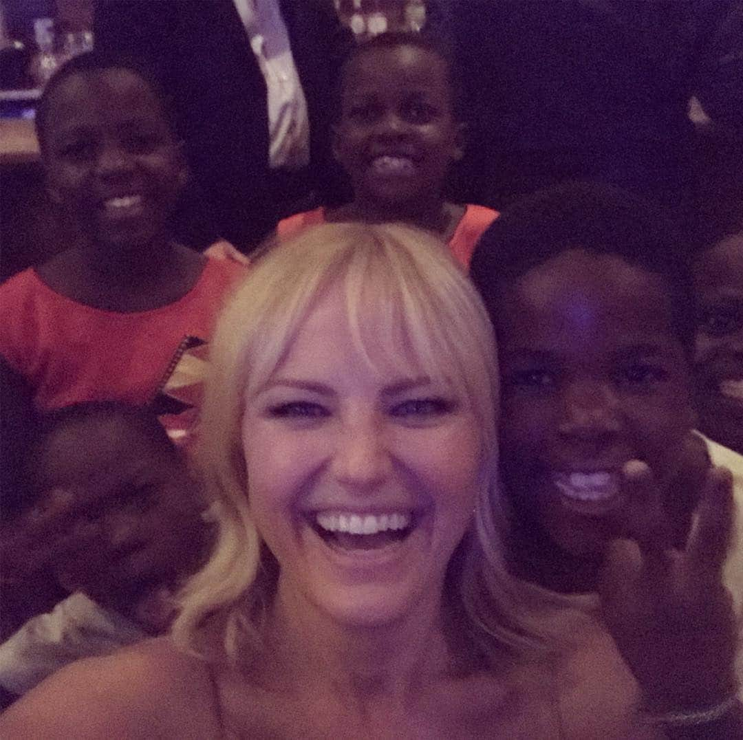 マリン・アッカーマンさんのインスタグラム写真 - (マリン・アッカーマンInstagram)「What an amazing night with these little gems! Had the pleasure of hosting the 10th annual African Children’s Choir gala @acchoir tonight with my amazing girlfriends @carlagugino @conniebritton 💜 These kids are so full of joy and laughter and have big dreams. The ACC helps them get closer to those dreams and goals...and anyone of you who wants to know more and how you can be a part of change and ending the cycle of poverty, please check out their insta page @acchoir. Thank you to everyone, including my wonderful friends and family for coming out and supporting tonight @mguerrieroster @nick.guerriero @juliaakerman15 @danielbenedict #kidsareourfuture #africa #gala #africanchildrenschoir #family #togetherwecan」6月11日 13時16分 - malinakerman