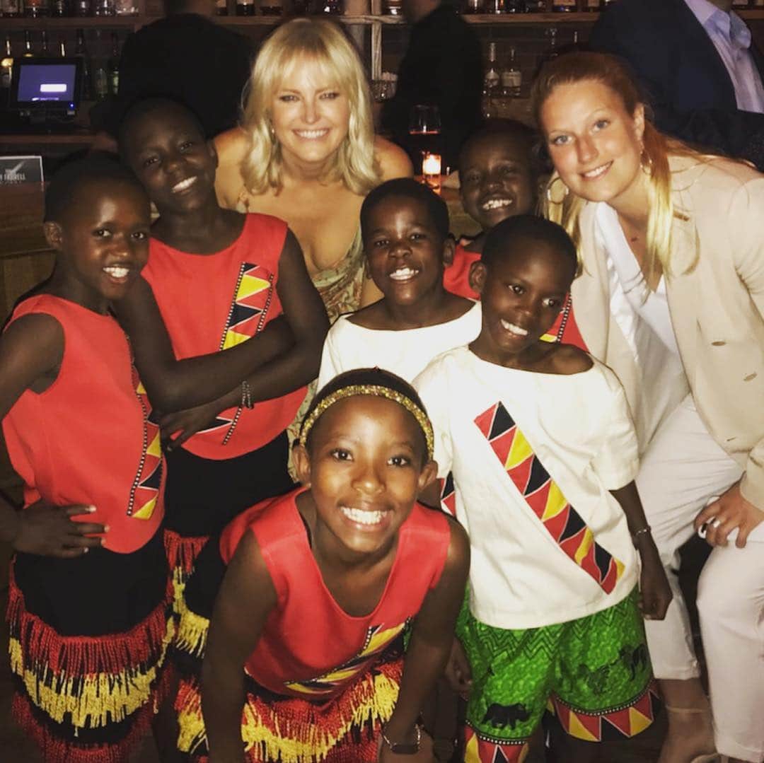 マリン・アッカーマンさんのインスタグラム写真 - (マリン・アッカーマンInstagram)「What an amazing night with these little gems! Had the pleasure of hosting the 10th annual African Children’s Choir gala @acchoir tonight with my amazing girlfriends @carlagugino @conniebritton 💜 These kids are so full of joy and laughter and have big dreams. The ACC helps them get closer to those dreams and goals...and anyone of you who wants to know more and how you can be a part of change and ending the cycle of poverty, please check out their insta page @acchoir. Thank you to everyone, including my wonderful friends and family for coming out and supporting tonight @mguerrieroster @nick.guerriero @juliaakerman15 @danielbenedict #kidsareourfuture #africa #gala #africanchildrenschoir #family #togetherwecan」6月11日 13時16分 - malinakerman