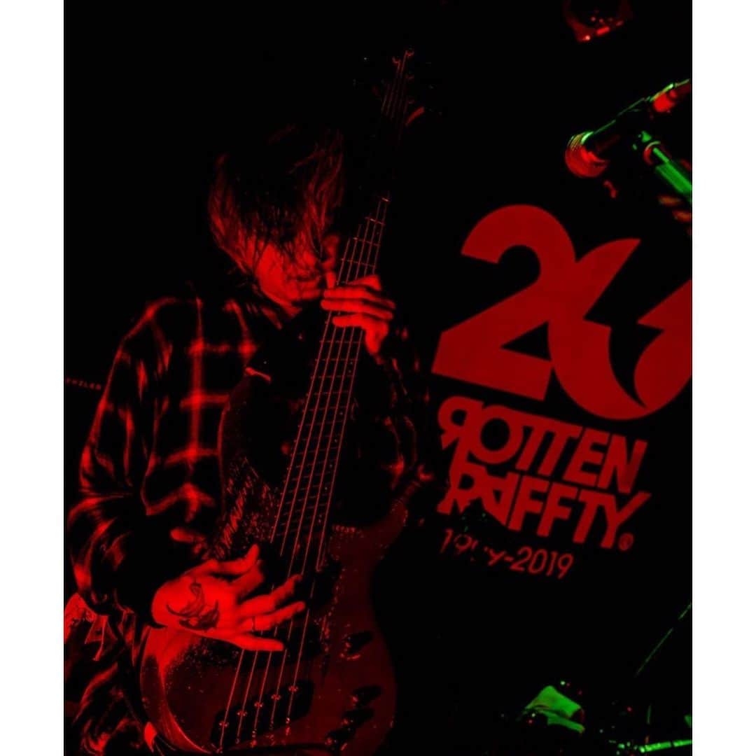 侑威地さんのインスタグラム写真 - (侑威地Instagram)「20th Anniversary Beginning of the Story @京都MUSE  photo  by @ninjajon  #ロットン20th #dustbox #rottengraffty #ロットンの日 #ダストングラフティー」6月11日 13時26分 - yuichi_rotten