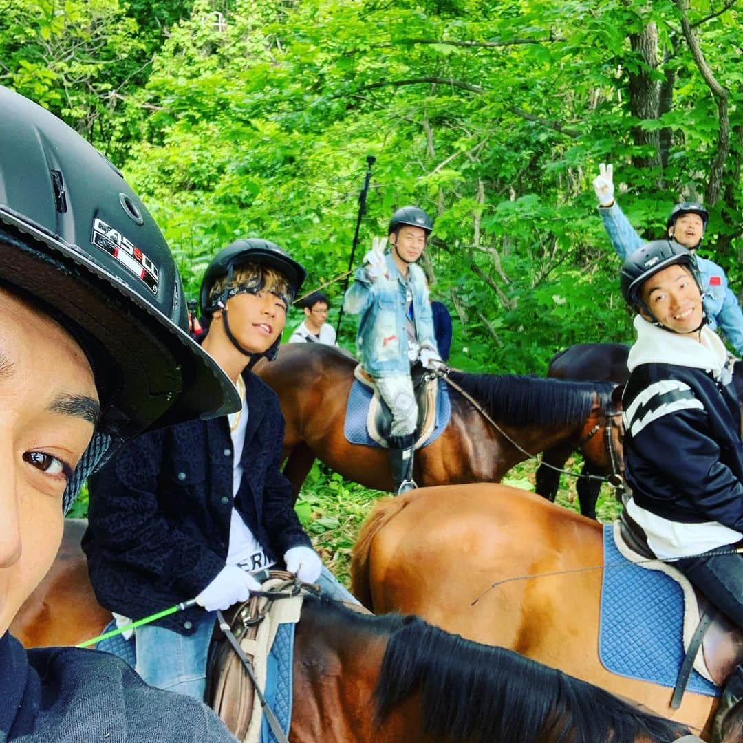 野替愁平さんのインスタグラム写真 - (野替愁平Instagram)「フェラーリ同好会はじめました🐎 #DI #男旅 #北海道」6月11日 13時58分 - sway_ldh