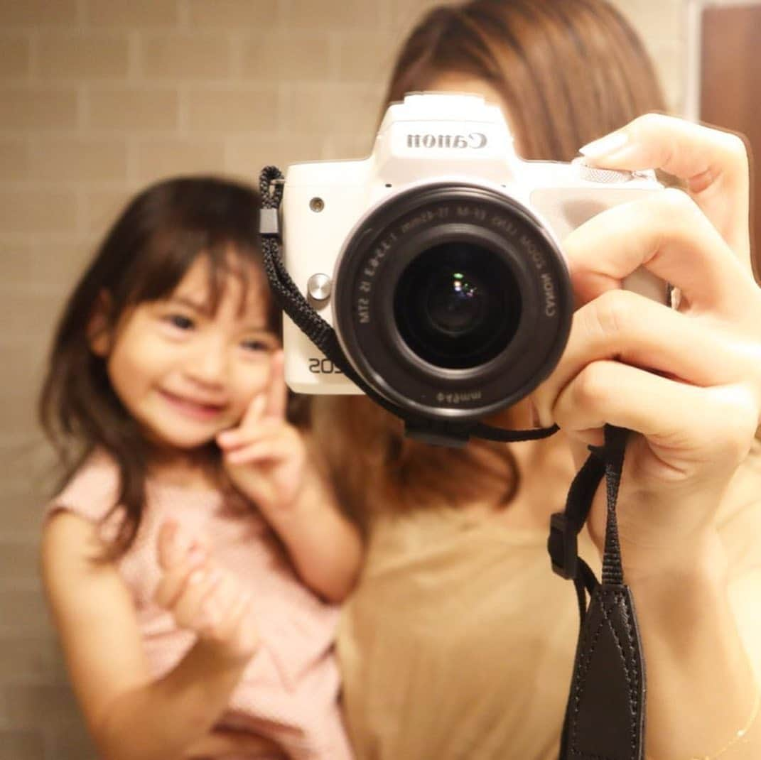 Canon EOS Kiss公式［with Kiss］さんのインスタグラム写真 - (Canon EOS Kiss公式［with Kiss］Instagram)「Kiss Mamaアンバサダーの活動レポート📖 . 先週より、Kiss Mamaアンバサダー10名による投稿が始まっています！ . 👉 #kissmamaアンバサダー活動中 . 素敵な写真がたくさんアップされているのでぜひチェックしてみてくださいね👀 . photo by @rei_ai_mama @hirom11a @taneco19 .⠀ #EOSKissM #KissisMyLife #eoskiss #withkiss #キヤノン #canon #eos #kissカメラ #育児 #子育て #親ばか #こども #子供 #写真」6月11日 14時58分 - with.kiss