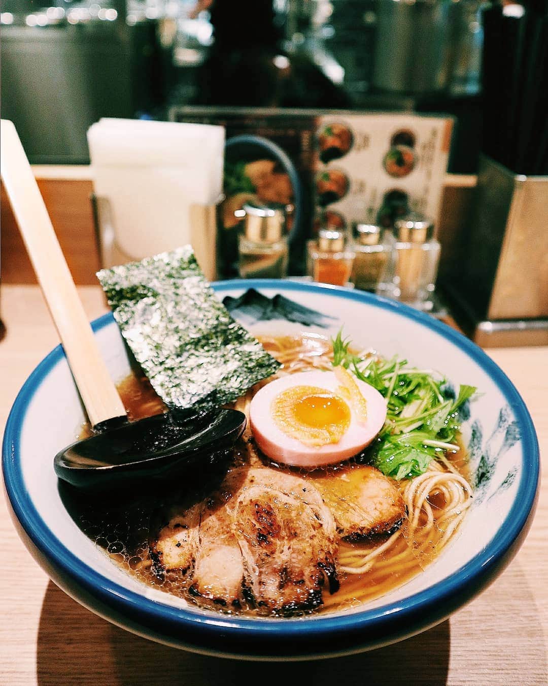 吉松育美さんのインスタグラム写真 - (吉松育美Instagram)「. I miss Japanese ramen "AFRI" 😭😭😭❤❤❤ . Yuzu soy sause ramen😍🍜🍜🍜 . 大好きな #アフリ の#柚子醤油ラーメン が食べたい! 食べたい! 食べたい! 笑 . . 私が唯一とんこつラーメン意外に食べるラーメン(笑)❤😍❤ .  アメリカには何故かポートランドにあったの!!😯😯😯 . . . #ramen #hungry #foodgasm #instafood #instafood #yum #yummy #yumyum #delicious #eat #greentea #food #tokyofood #japan #beautiful #love #sharefood #sweet #delicious #eating #foodpic #foodpics #amazing #nice  #photooftheday #Japanesefood」6月11日 15時16分 - ikumiyoshimatsu