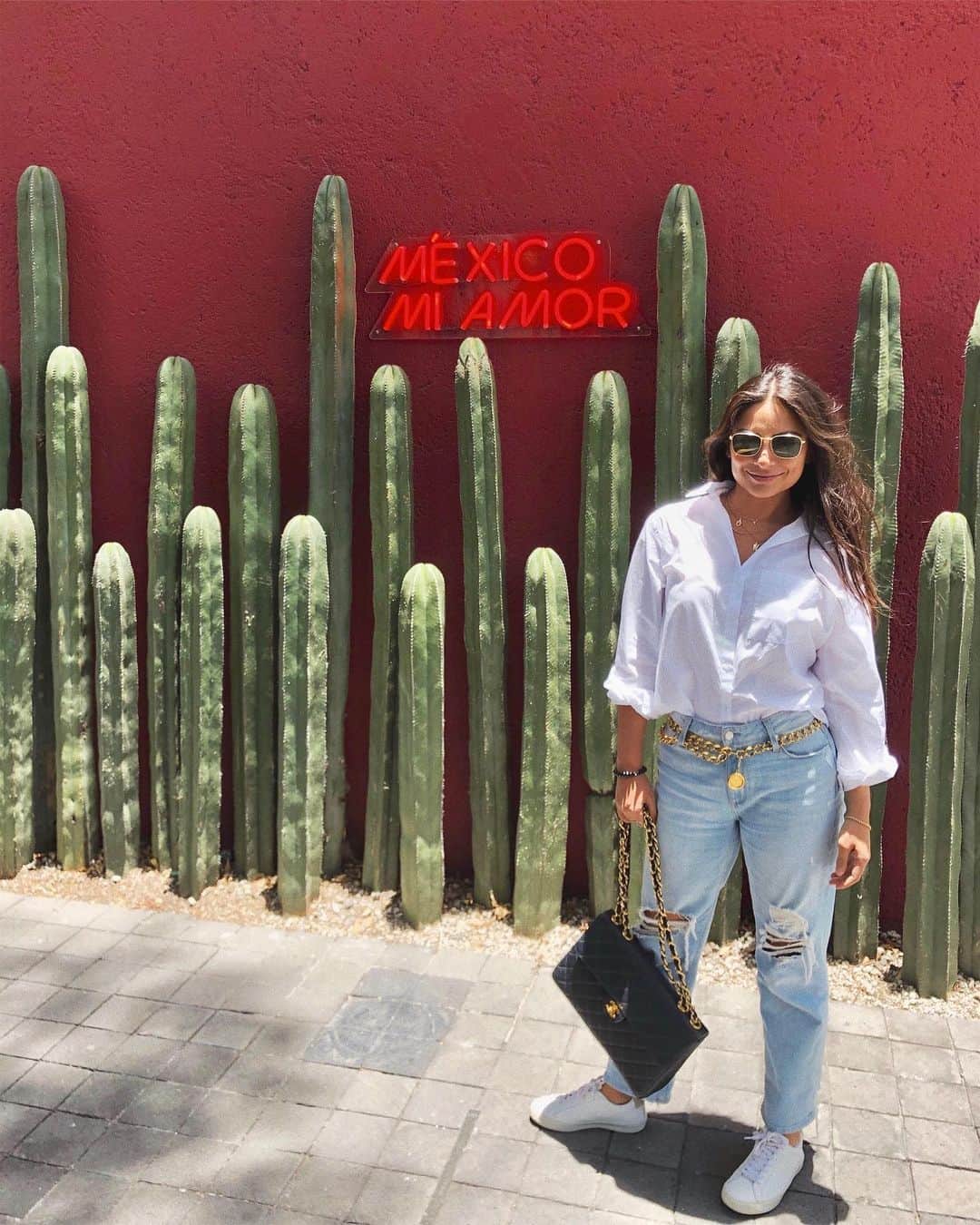 のインスタグラム：「México my love 🇲🇽 #chaparritacuerpodeuva」