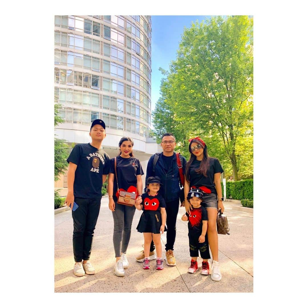 Ashantyさんのインスタグラム写真 - (AshantyInstagram)「Myeverything😍 @ananghijau @aurelie.hermansyah @azriel_hermansyah @queenarsy @arsya.hermansyah」6月12日 2時03分 - ashanty_ash