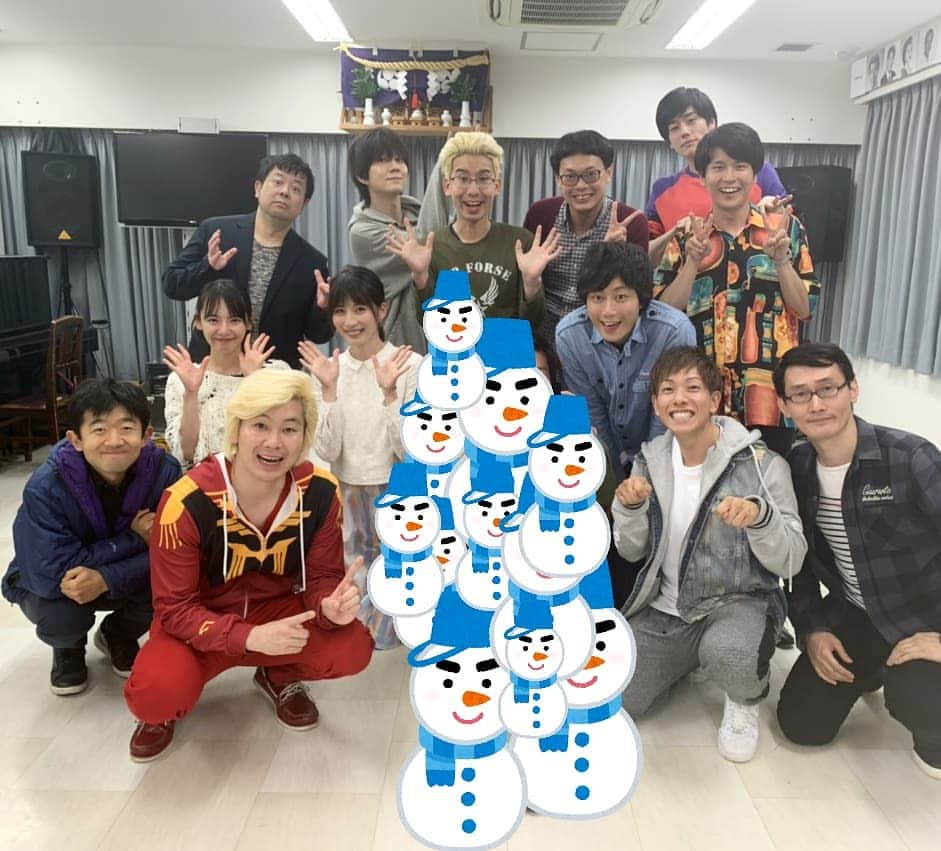 カズレーザーさんのインスタグラム写真 - (カズレーザーInstagram)「クイズ練習会  うっかりSnow Manの阿部ちゃんが写りこんでいたので、少しだけ加工したですのよ」6月11日 18時07分 - kazlaser