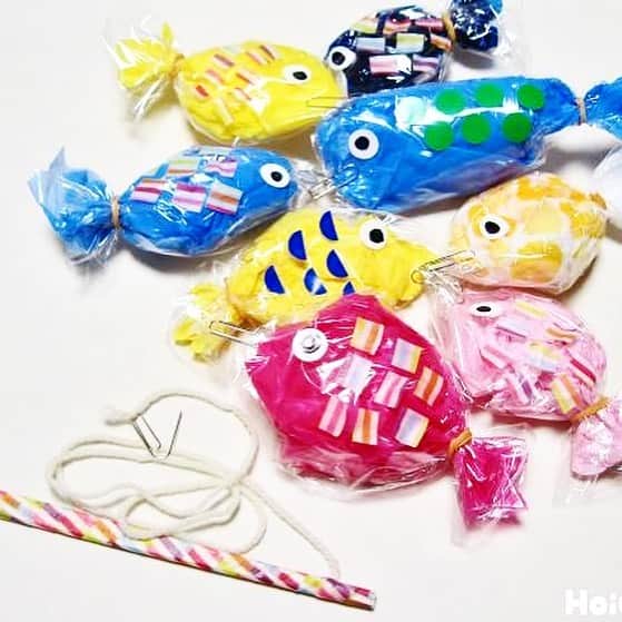 HoiClue♪ [ほいくる]さんのインスタグラム写真 - (HoiClue♪ [ほいくる]Instagram)「＼カラフル魚のつりセット／  カラフルなポリ袋で作る色とりどりの魚たち🐠🎵 何色のお魚を釣ろうかな？赤、黄色、それとも青？ . ついつい迷っちゃいそうな、楽しみ方色々の手作りおもちゃ😊 . 作り方の詳細は、 @hoiclue のプロフィールのURLから「ほいくる」へジャンプ→「カラフル魚」で検索🔎 . ほいくるの投稿を見て遊んだ後は、ぜひ #ほいくる または #hoiclue のタグをつけえ教えてください♬ほいくる公式サイトの記事内で、ご紹介させていただくかも…？ ※その際はInstagramのメッセージにて事前にご連絡させていただきます。  #保育 #遊び #あそび #子ども #こども #製作 #製作遊び #制作 #造形 #工作 #キッズアート #保育 #保育士 #保育園 #幼稚園 #こども園 #廃材 #廃材遊び #廃材リメイク #ポリ袋 #手作りおもちゃ #魚釣り #魚釣りゲーム #梅雨 #雨の日の遊び」6月11日 18時44分 - hoiclue