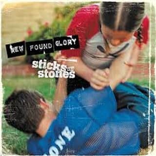 Alternative Pressさんのインスタグラム写真 - (Alternative PressInstagram)「We’ll still take our friends over you. 17 years later, ‘Sticks And Stones’ still stands tall as one of the greatest pop-punk full-lengths, and a standout performance from @newfoundglory. Accolades such as number four on the Billboard 200, RIAA Gold honors and over a half million copies sold still don’t do it justice. This is one of the essential pop-punk albums for newbies and veterans alike⠀ .⠀ .⠀ .⠀ #newfoundglory #nfg #stickandstones #alternative #poppunk #alternativemusic #poppunkmusic #alternativepress #iamap #ap #altpress」6月11日 19時01分 - altpress