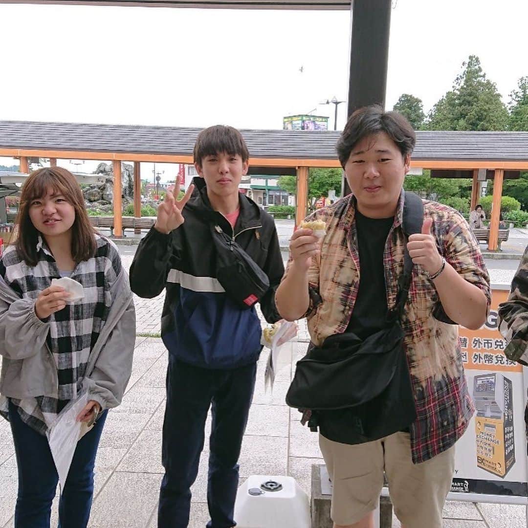 東京観光専門学校さんのインスタグラム写真 - (東京観光専門学校Instagram)「本日✨旅行学科は栃木県の日光に研修に来ています😃 初日はチームビルディングを行い得点を競いました✨ JTBの方から優勝チームへ賞品の贈呈がありました！  明日は日光東照宮へ行きます！🤗 #travel #旅行好きな人と繋がりたい #旅行好き #旅行大好き #旅行したい #旅行したい #旅行楽しみ #旅 #旅好きな人と繋がりたい #カウンター #プランナー #ツアーコンダクター #ツアコン #バスガイド #バス #観光 #観光地 #観光バス #パンフレット作成 #パンフレットデザイン #パンフレット #1人旅 #人気観光スポット #人気観光地 #旅人 #旅好き女子 #海外旅行 #旅行写真」6月11日 19時25分 - tokan_1967