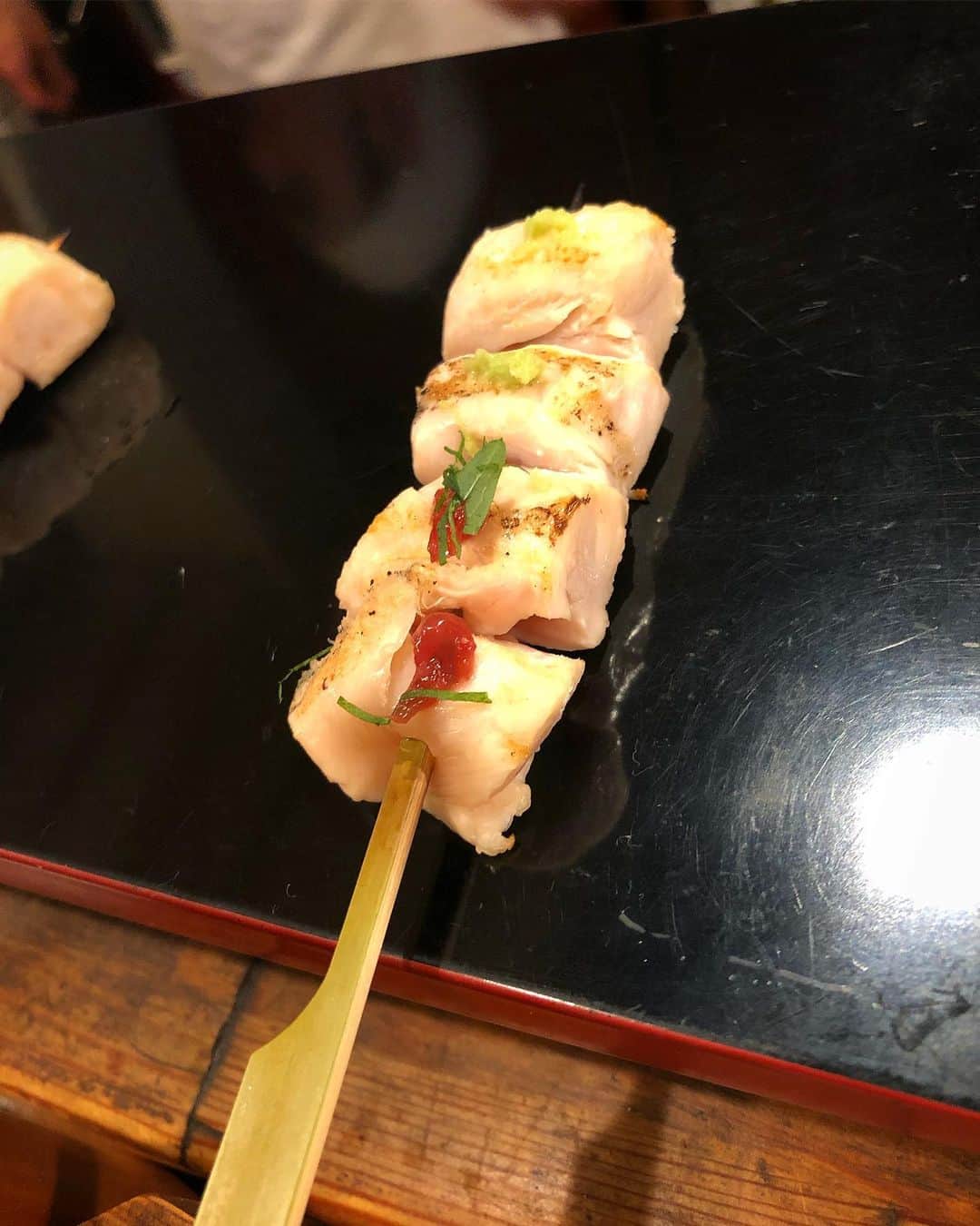 チョ・ヨンチョルのインスタグラム：「니가타 닭꼬치맛집 🍢 . . 久しぶりの #かんこ鳥 🐔 美味しかった！」