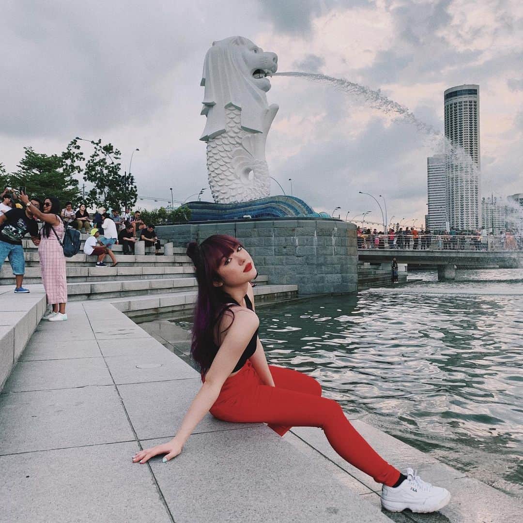 ヤンニーン・ワイゲルさんのインスタグラム写真 - (ヤンニーン・ワイゲルInstagram)「Hello Singapore 🇸🇬❤️」6月11日 20時19分 - jannineweigel