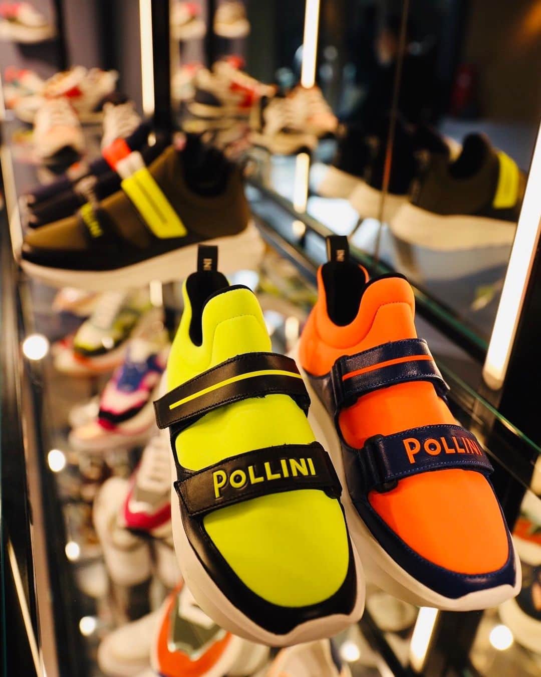ポリーニさんのインスタグラム写真 - (ポリーニInstagram)「Pollini takes part in the 96th edition of Pitti and presents the new Spring Summer 2020 sneakers collection. Come and see us at @pittimmagine to discover the whole men’s collection. #Pitti #PittiUomo #Pitti96」6月11日 20時58分 - pollini