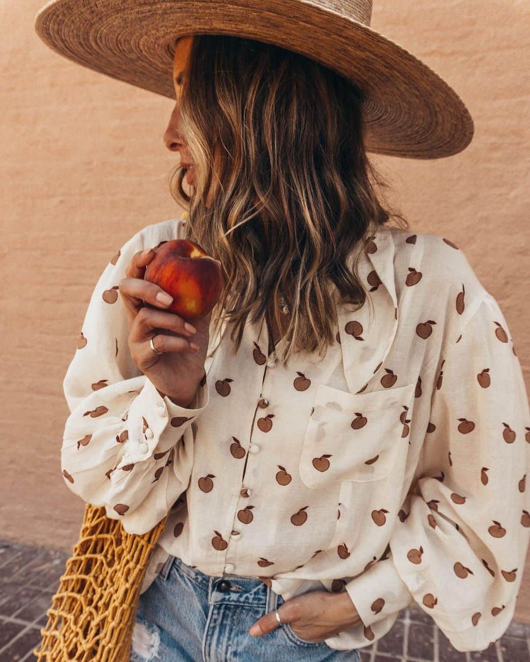 Anthropologieさんのインスタグラム写真 - (AnthropologieInstagram)「Just peachy 🍑 Photo via @chelsea_owens (link in profile to shop)」6月11日 21時01分 - anthropologie