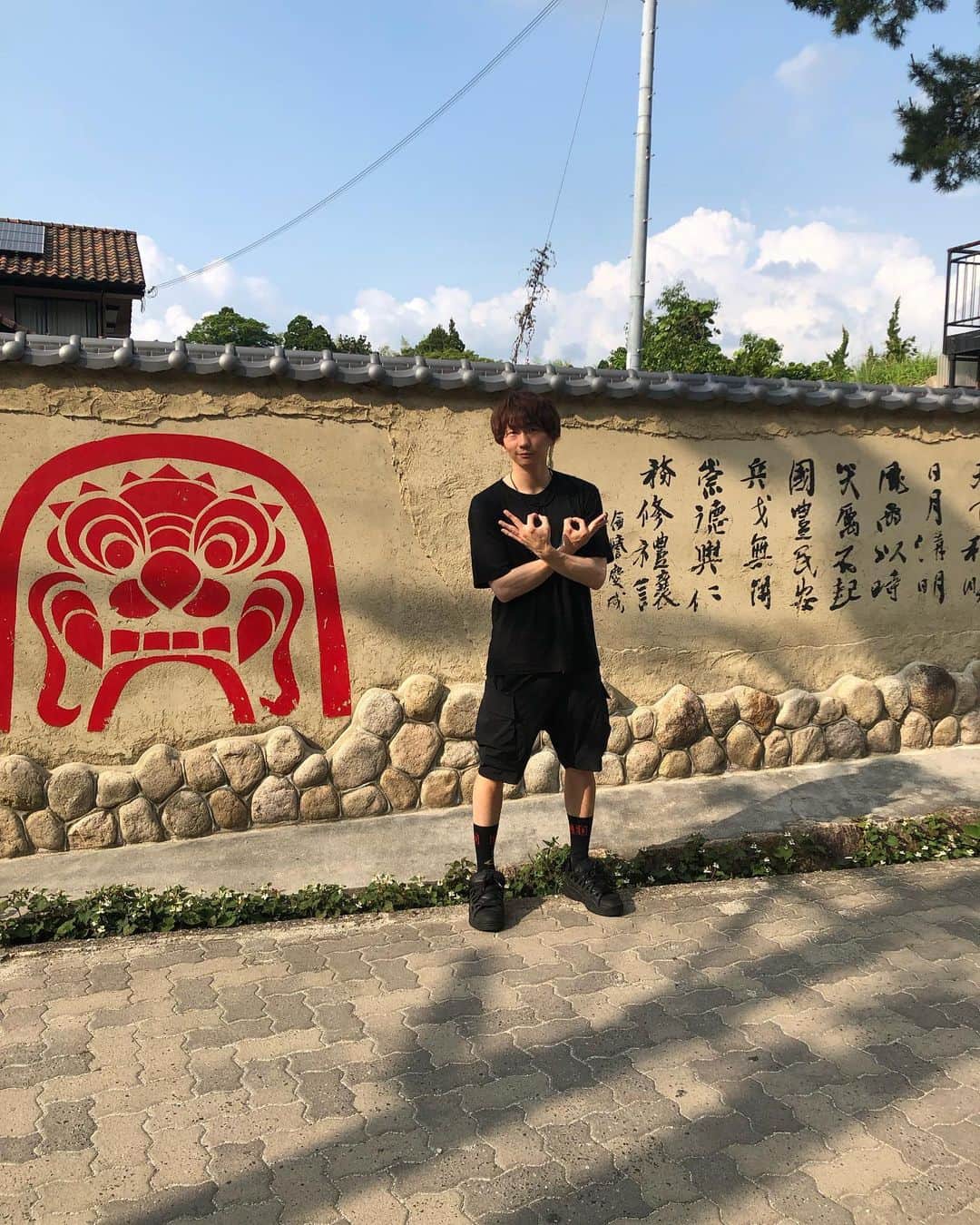 西村文男さんのインスタグラム写真 - (西村文男Instagram)「歴史コースなるとこを歩いてみた。 道中、有馬の妖精を見つけたので共有します。 #有馬温泉」6月11日 21時07分 - fumionishimura