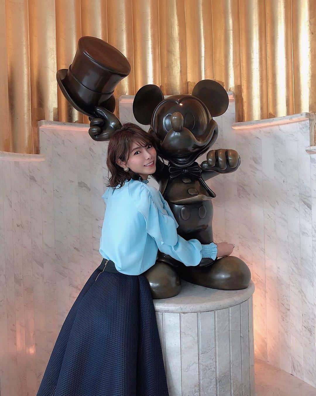 Yuika Matsuさんのインスタグラム写真 - (Yuika MatsuInstagram)「. . . Disney Love ♡♡ . . さっそく #アラジン 🧞‍♂️観てきたよ✨ . . 前作の 美女と野獣が すっっごく良くて 今作も 期待して行ったんだけど、 想像以上に良かった 💓 . . 音楽とダンスが インド映画並みに スケールが大きくて 観てて楽しいし✌︎ . . あ~ ディズニーランド行きたいよーーっ！！🐭🏰 . . . . . . . . #アラジン実写化  #disneyhollywoodhotelhk #disneyhollywoodhotel  #香港 #hongkong #香港ディズニーランド #香港ディズニー #海外ディズニー #HKDL  #Disney #Disneyland #hongkongDisneyland  #香港迪士尼樂園  #旅行 #香港旅行  #海外  #旅行 #trip #女子旅 #fly_peach . . tops & skirt  one-piece  @lefua.closet」6月11日 21時26分 - yuika00802