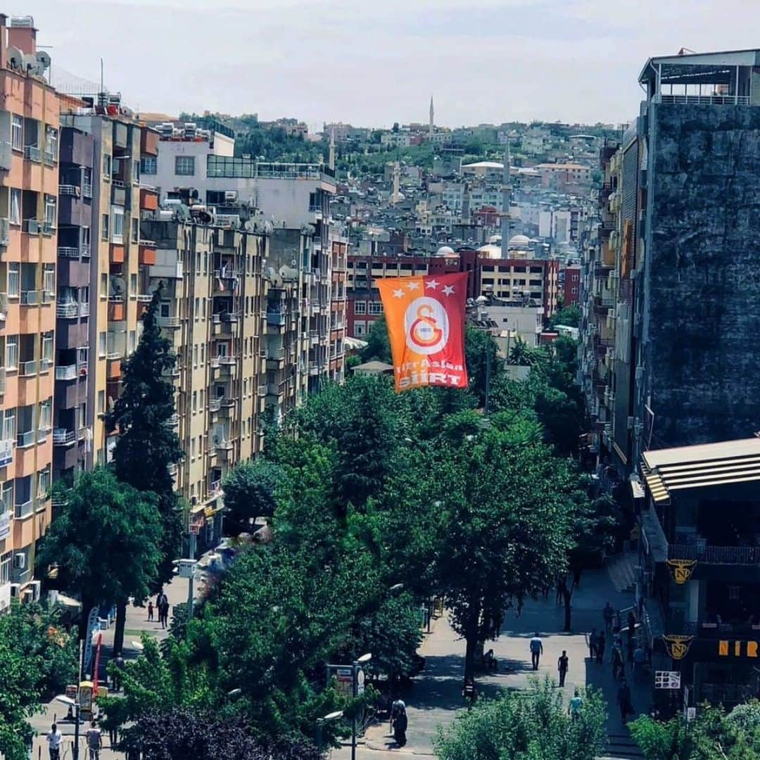 ガラタサライSKさんのインスタグラム写真 - (ガラタサライSKInstagram)「📍 Merkez, Siirt  #AsBayraklarıAs」6月11日 21時34分 - galatasaray