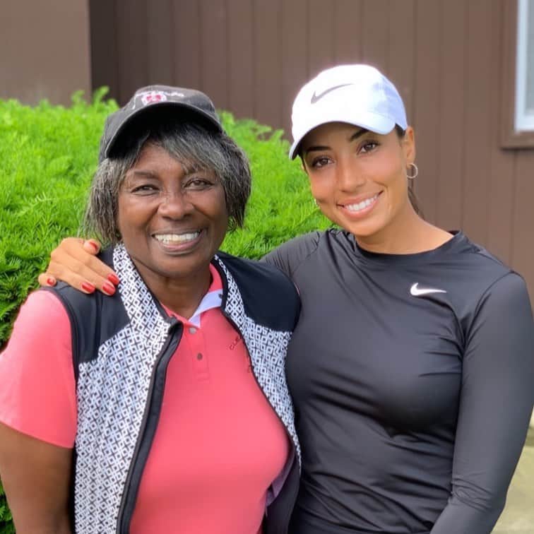 シャイエン・ウッズのインスタグラム：「Always special to spend time with this LPGA Pioneer.  Not enough can be said about this woman.  Thank you Renee Powell for everything you have done and continue to do for the game of golf. ❤️❤️ • Yesterday we celebrated the Powell family legacy at their historic Clearview Golf Course; the only golf course in the country designed, built and managed by an African American. #clearviewlegacyfoundation #clearviewgolfcourse」
