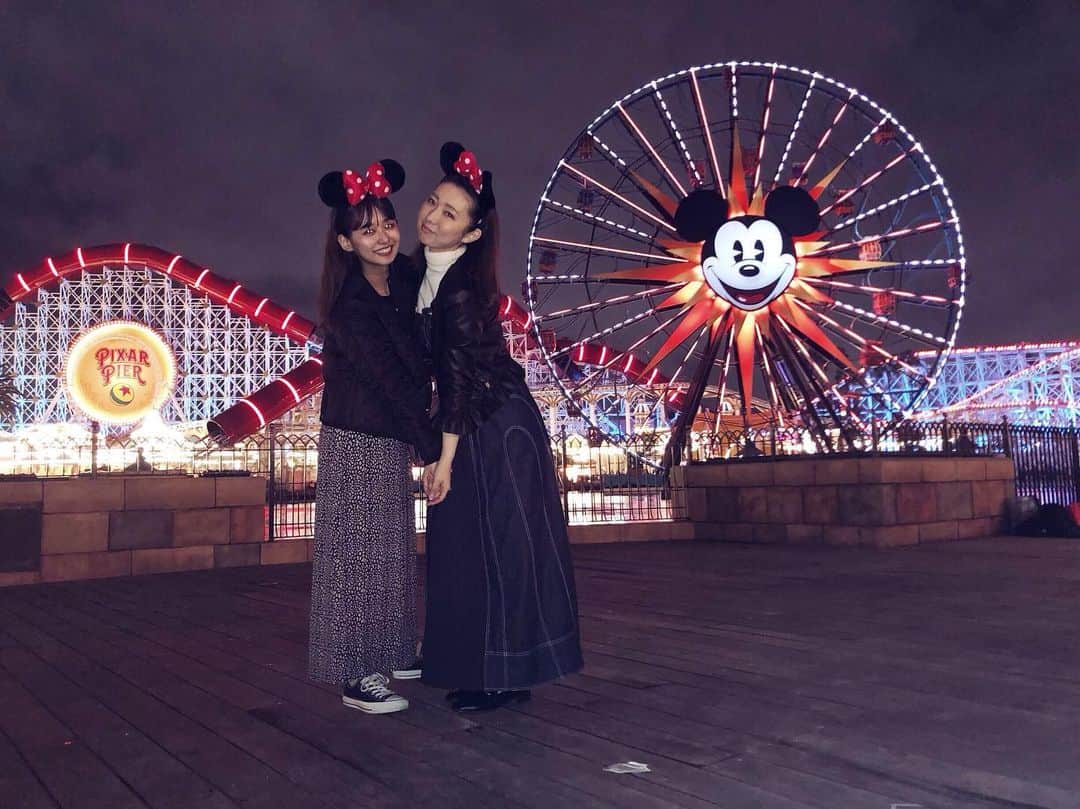 のインスタグラム：「ディズニー行きたい欲。。🏰🧡🧡 ソアリン楽しみすぎる。 ただ長時間並ぶ元気あるかなぁ(遠い目 . #losangeles #california #disney #californiaadventure #disneyland」