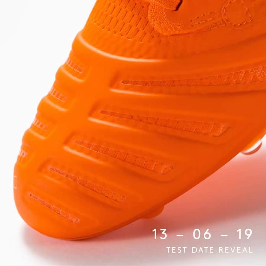 UMBROさんのインスタグラム写真 - (UMBROInstagram)「UX Accuro 3. Test date reveal - 13.06.19. Our Game just works.⚽️ . . . . #umbro #umbrofootball #UXAccuro3」6月11日 22時14分 - umbro