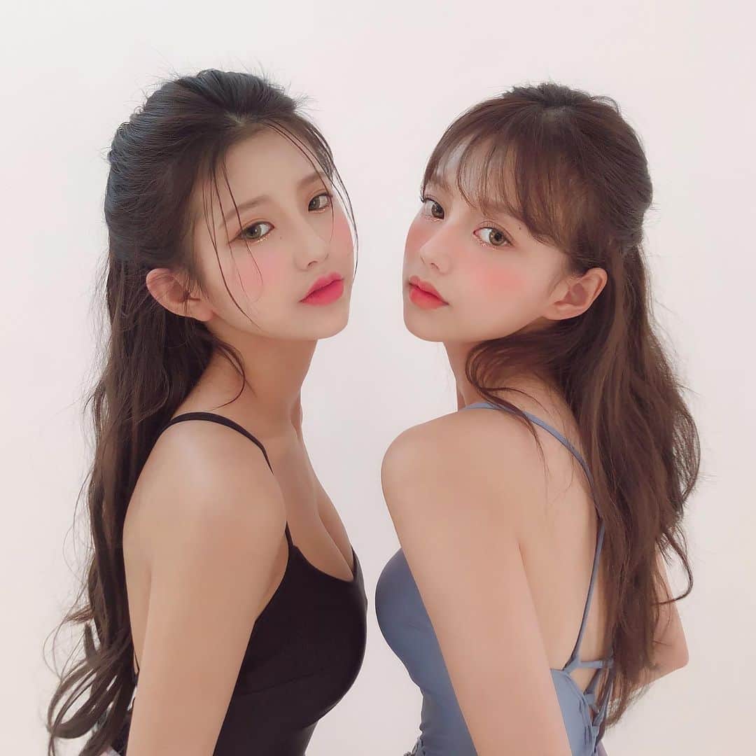 Chuuのインスタグラム：「Chuu twin👭✨#chuuseoul」